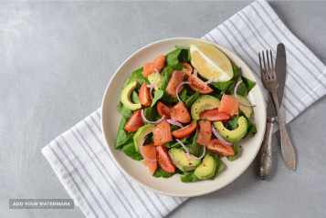 avocado salmon salad