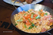 Slow cooker prawns with vegetable rice recipe