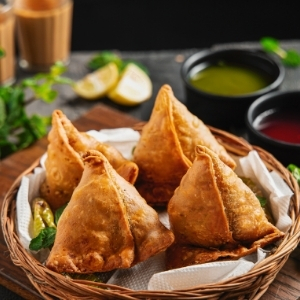 samosa - Pakistani cuisine