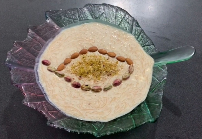 Vermicelli is a very popular Pakistan dish normally served as a dessert or consumed at Breakfast.