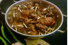 Lucknowi Chicken Korma Recipe