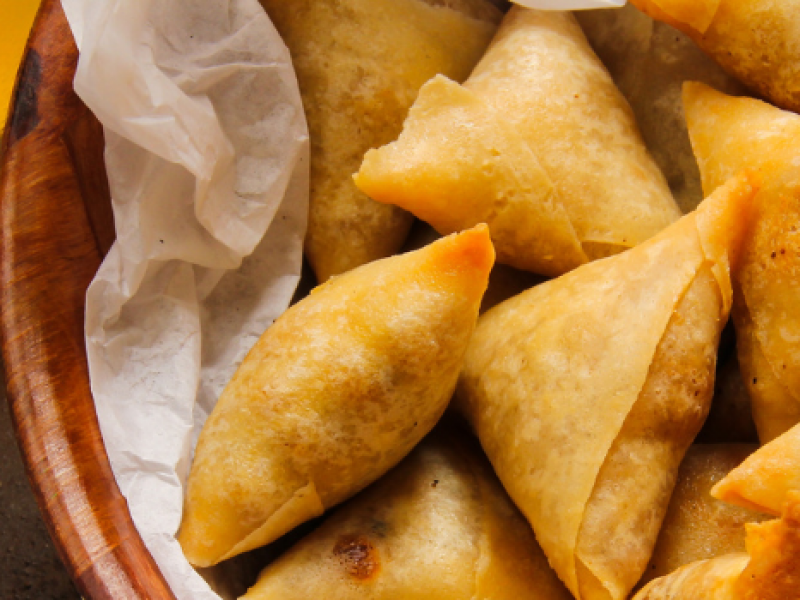 Pakistani food and pakistani snacks